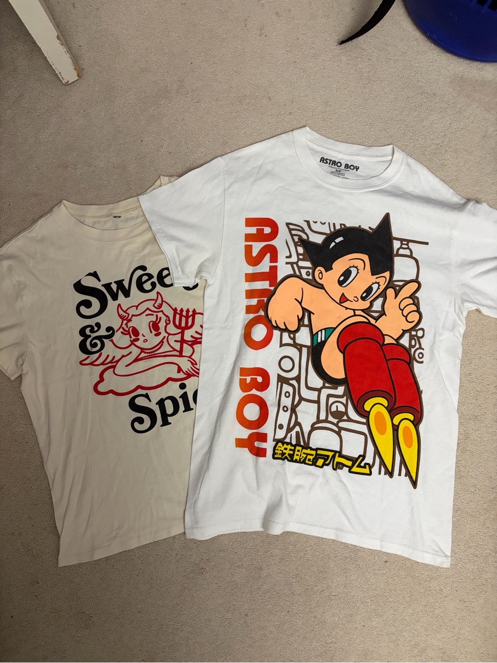2 Pcs - Astro Boy White Graphic Tees &